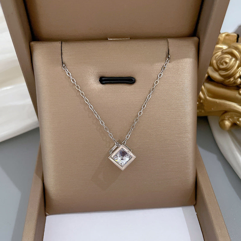 Necklace Cube for Women Girls Jewelry